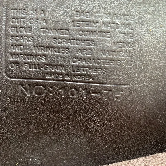 COPY - Vintage Classic Brown Leather Backpack - Not Coach - made in Korea - Picture 3 of 3